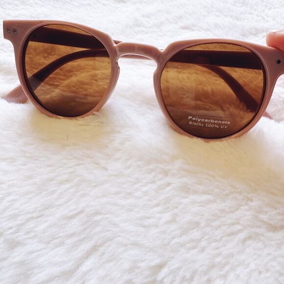 Paige Pink Round Sunglasses - Picture 2 of 12